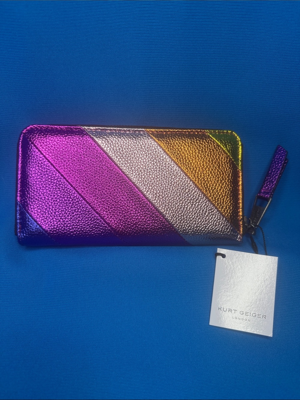 NWT NEW KURT GEIGER LONDON METALLIC MULTI-COLOR STRIPE LEATHER ZIP AROUND WALLET - Picture 4 of 17